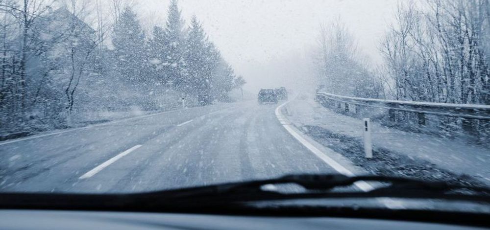 ‘Tis the Season for Icy Roads: Winter Driving Safety Tips